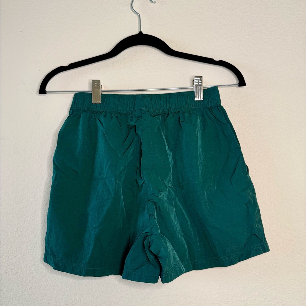Aritzia TNA Deep Green Shorts